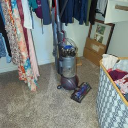 Dyson Vaccume