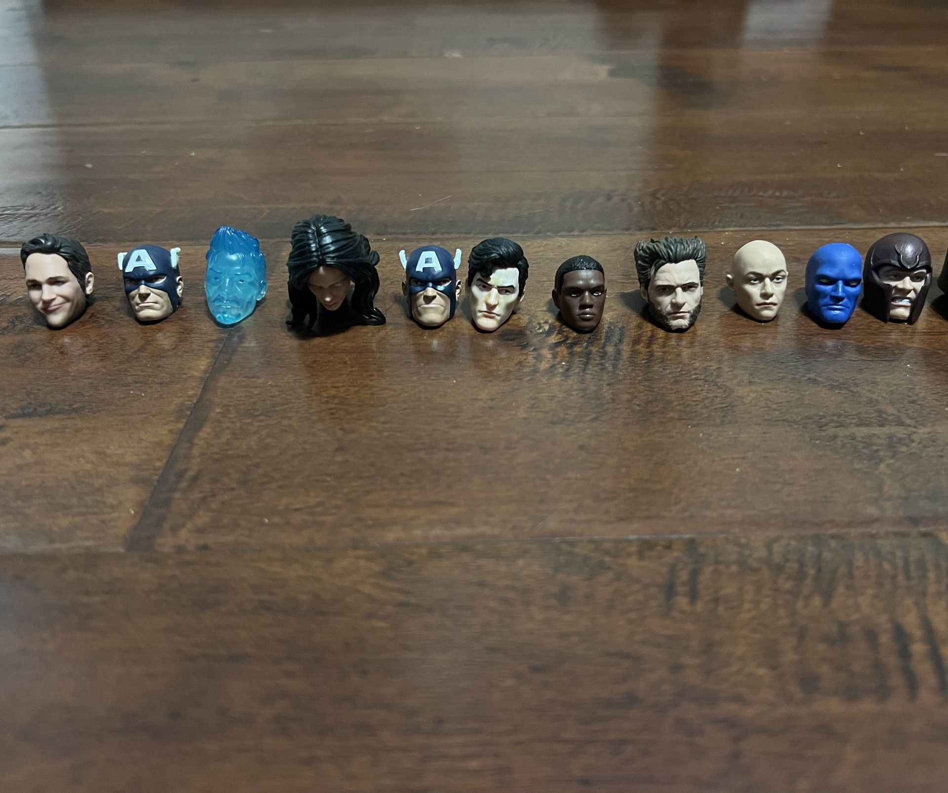 Marvel Legends Alternate Heads & Accessories Lot