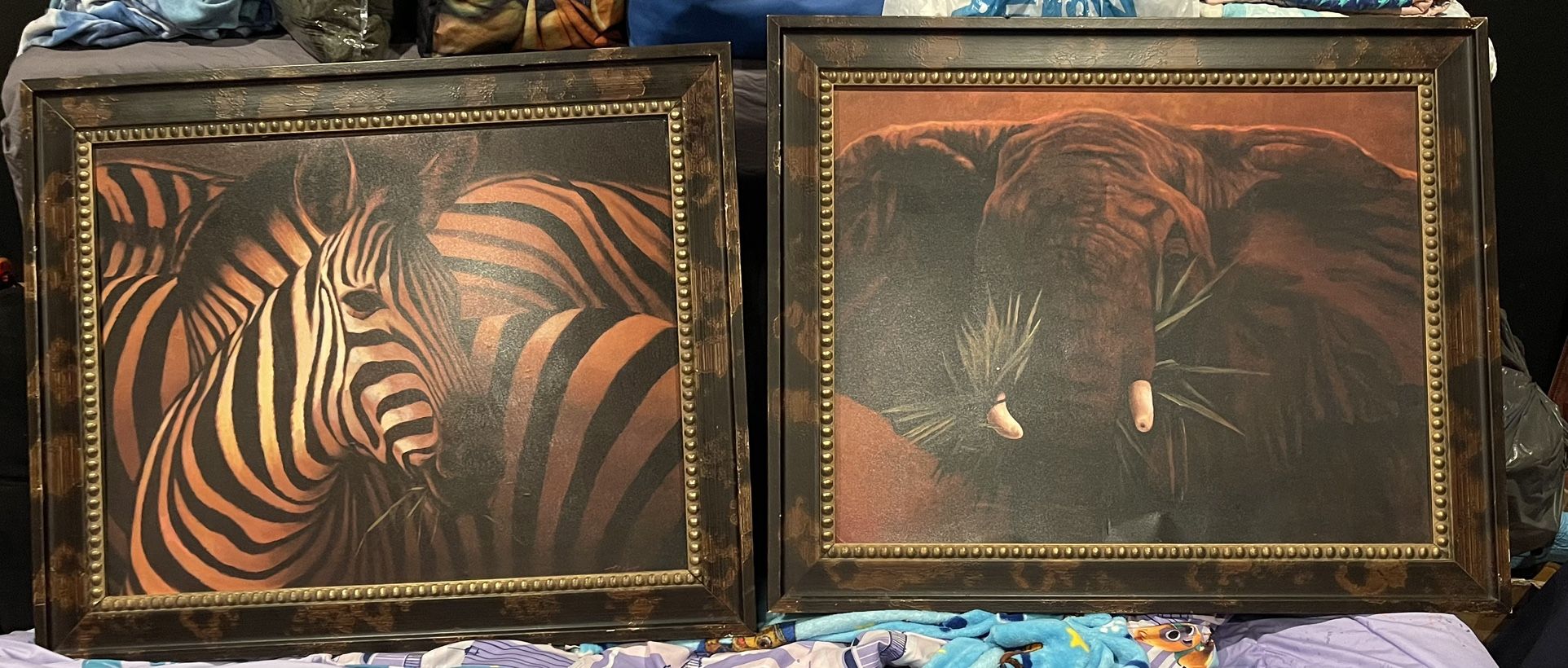 2 Pictures  28x34