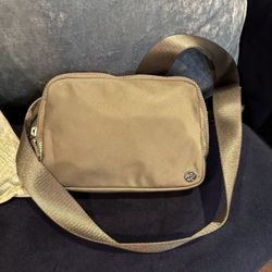 Lululemon Everyday Belt Bag Large Size
