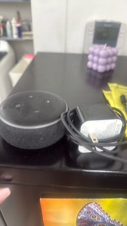 Amazon Alexa Speaker  w charger