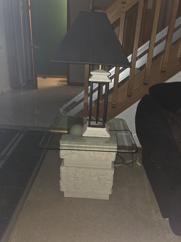 Modern Crushed Stone End Table Beveled Glass With Stylish Lamp