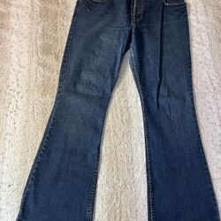 Levi Strauss signature stretch low rise flare dark wash jeans size 13 juniors 