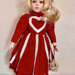 Doll porcelain