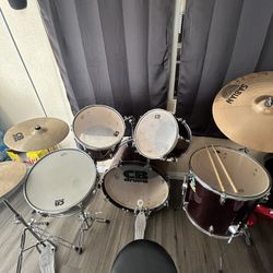 Drum set 