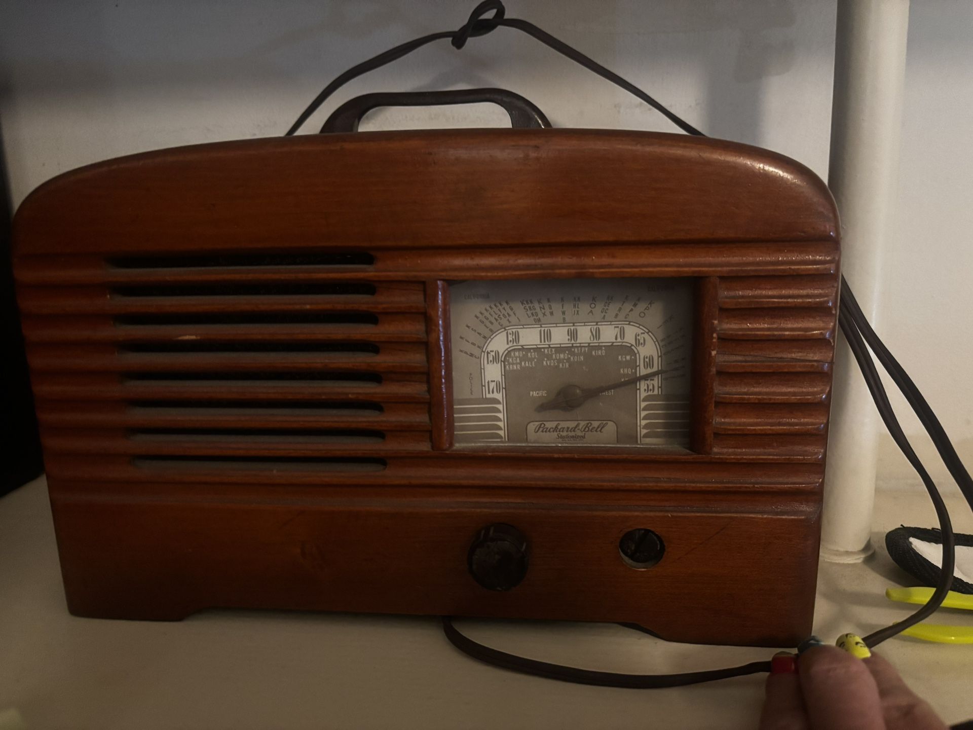 Vintage Packard Bell Wooden Tube Radio – Art Deco Mid Century