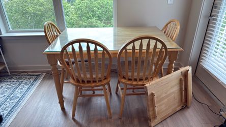 Solid Wood Dining Room Table with chairs