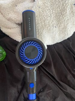 Cordless vacuum