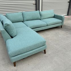 FREE DELIVERY Sectional Couch