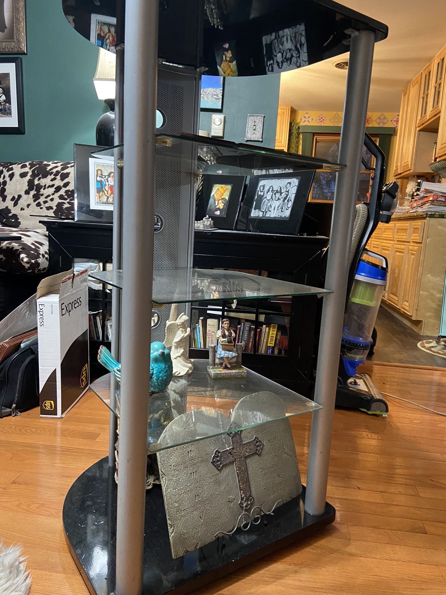 Entertainment Shelves