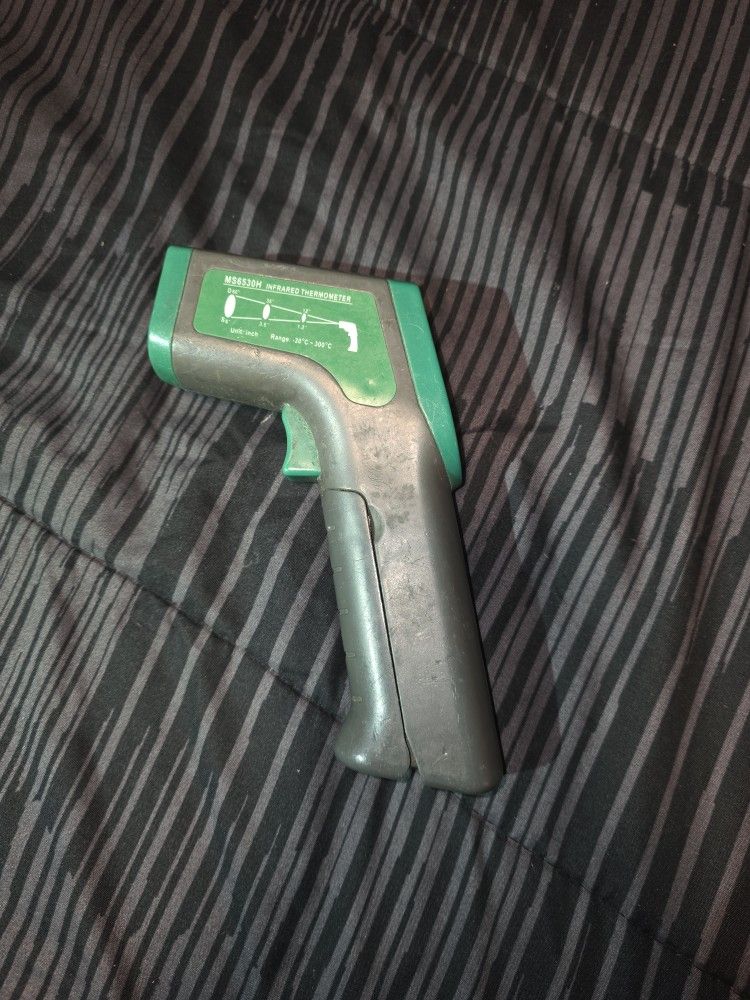 INFRARED THERMOMETER