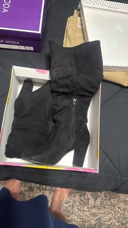 High boots Size 7