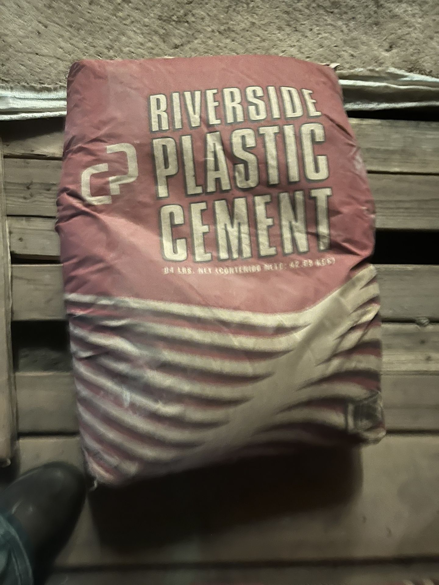 Riverside Plastic Cement 94lbs