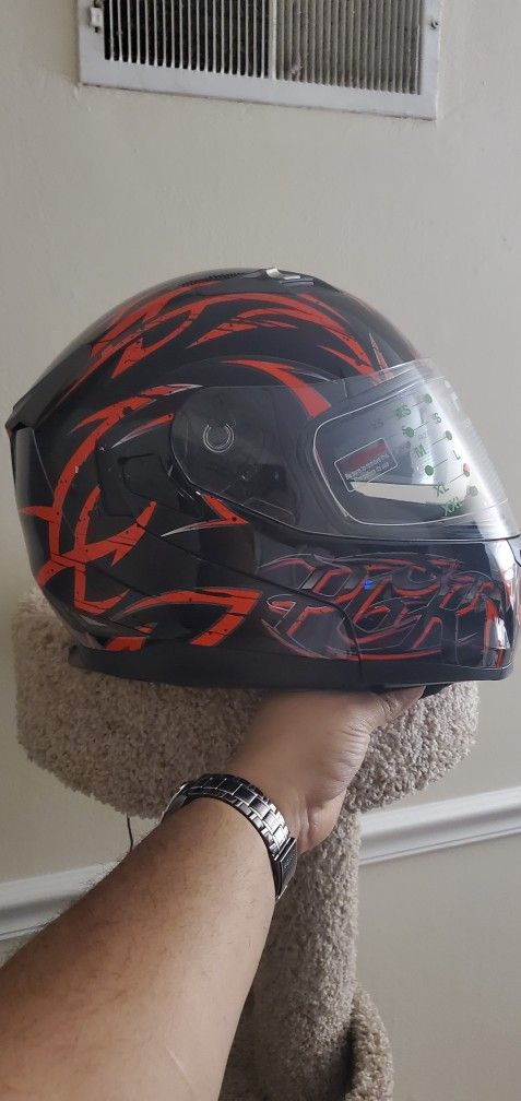 XL Motorcycle Helmet PGR HUNTER MODEL F99