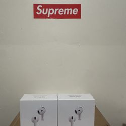 Apple AirPods Max Silver/White Wireless Over-Ear Headphones 100% AUTHENTIC( come with receipt)