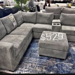 Gorgeous 4-Pc Corduroy Sectional Sofa With Ottoman 