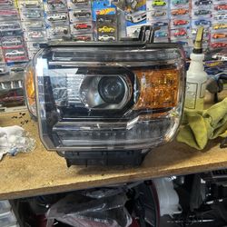 2015 Sierra Headlight Xenon 