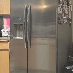 Refrigerator  