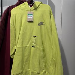 Nike Sweater