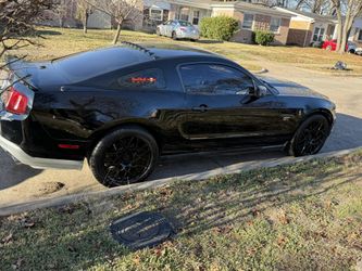 2010 Ford Mustang