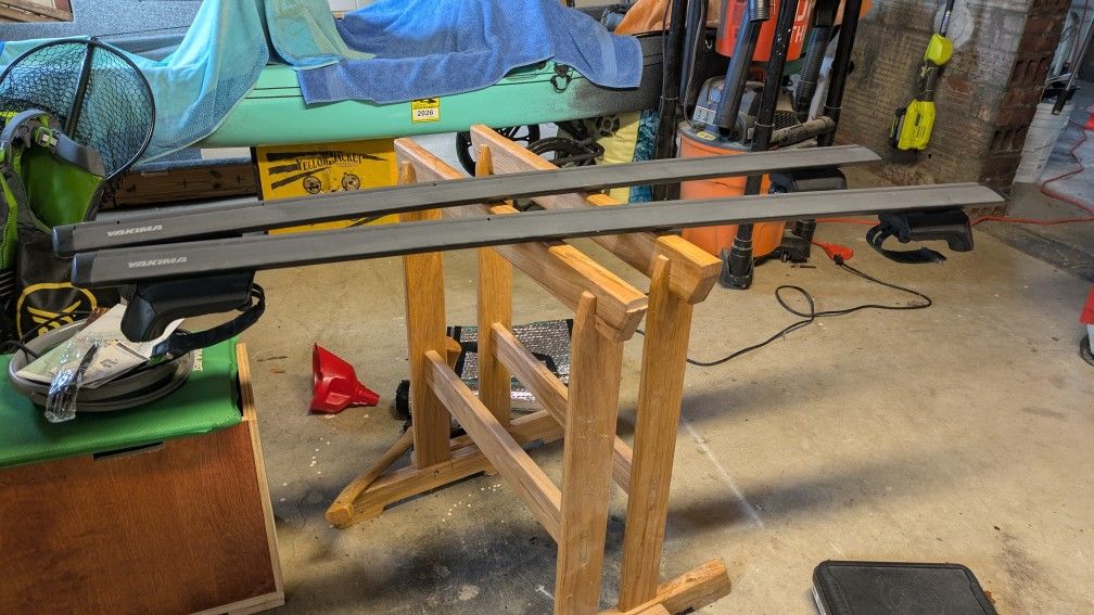Yakima Jetstream 50" Crossbars with Timberline Towers