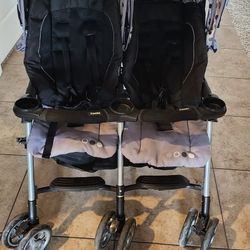 Combi Double Twin Sport Stroller 
