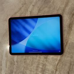 Used iPad 10th generation in pink