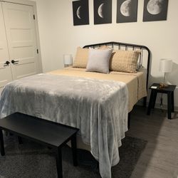 Queen Sized Complete Bed Set