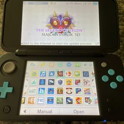 3DS XL, 28 3DS games, + retro games with charger $275