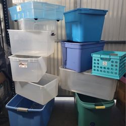12 Storage Bins. NO LIDS!!
