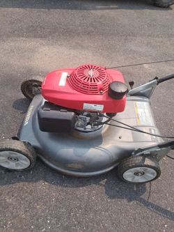 Honda Harmony 2 HRS 216 high performance easy start push mower