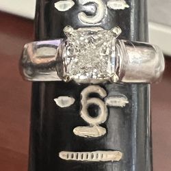 White gold 14 Karat Diamond Ring Engagement