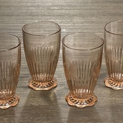 Vintage 4 , Eight Ounce Glasses w/ Pedestal Bottom