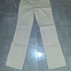 Khaki Wrangler Jeans.        Pick Ups Allow 