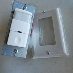 automatic bathroom light lighter and new light 5 each