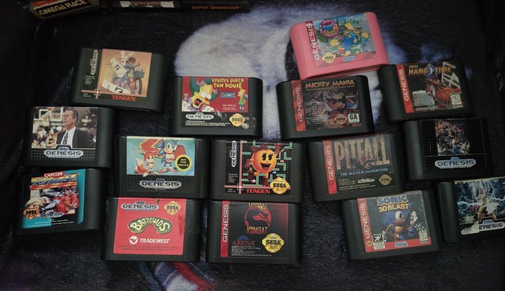 Sega Genesis and ATARI 2600 game Lot