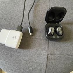 Bluetooth And earbugs