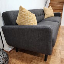 Sofa in Great Condition!