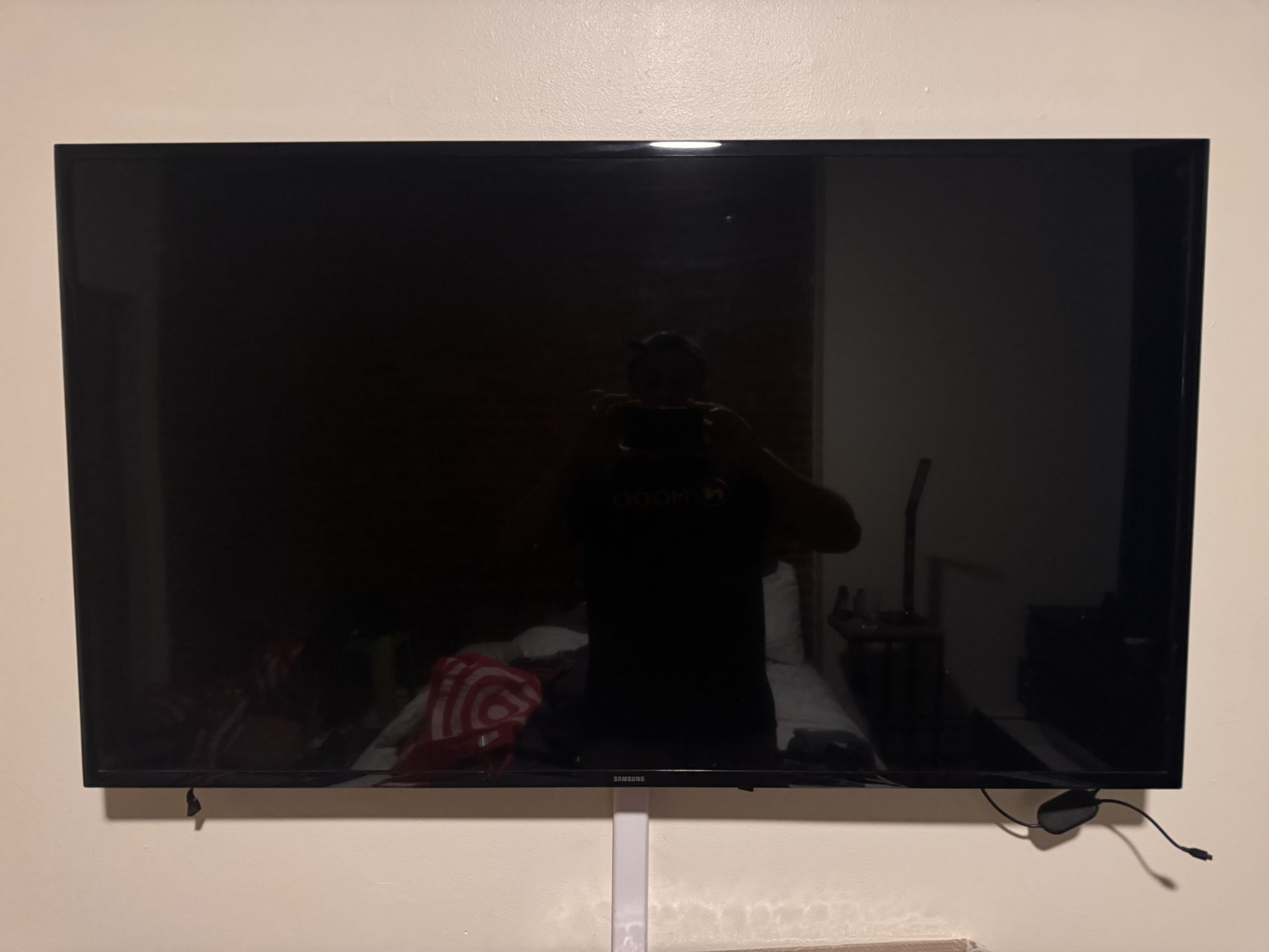 49” Samsung TV