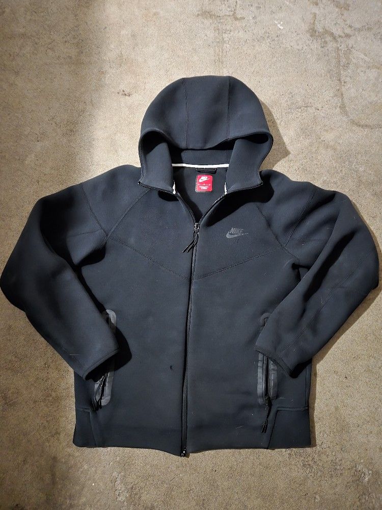 Men's Black Nike Tech Hoodie Medium