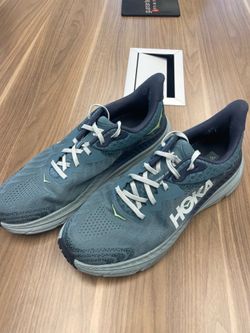 HOKA One-One Challenger ATR 7 men’s size 12D