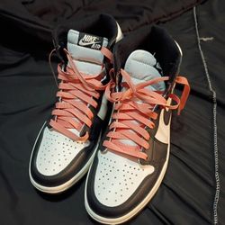 Jordan 1s Size 7.5 60$