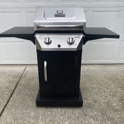 Charbroil Propane BBQ - Excellent Condition 