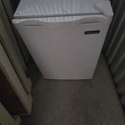 Small Refrigerator 