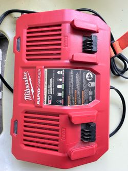 Milwaukee m18  rapid charger