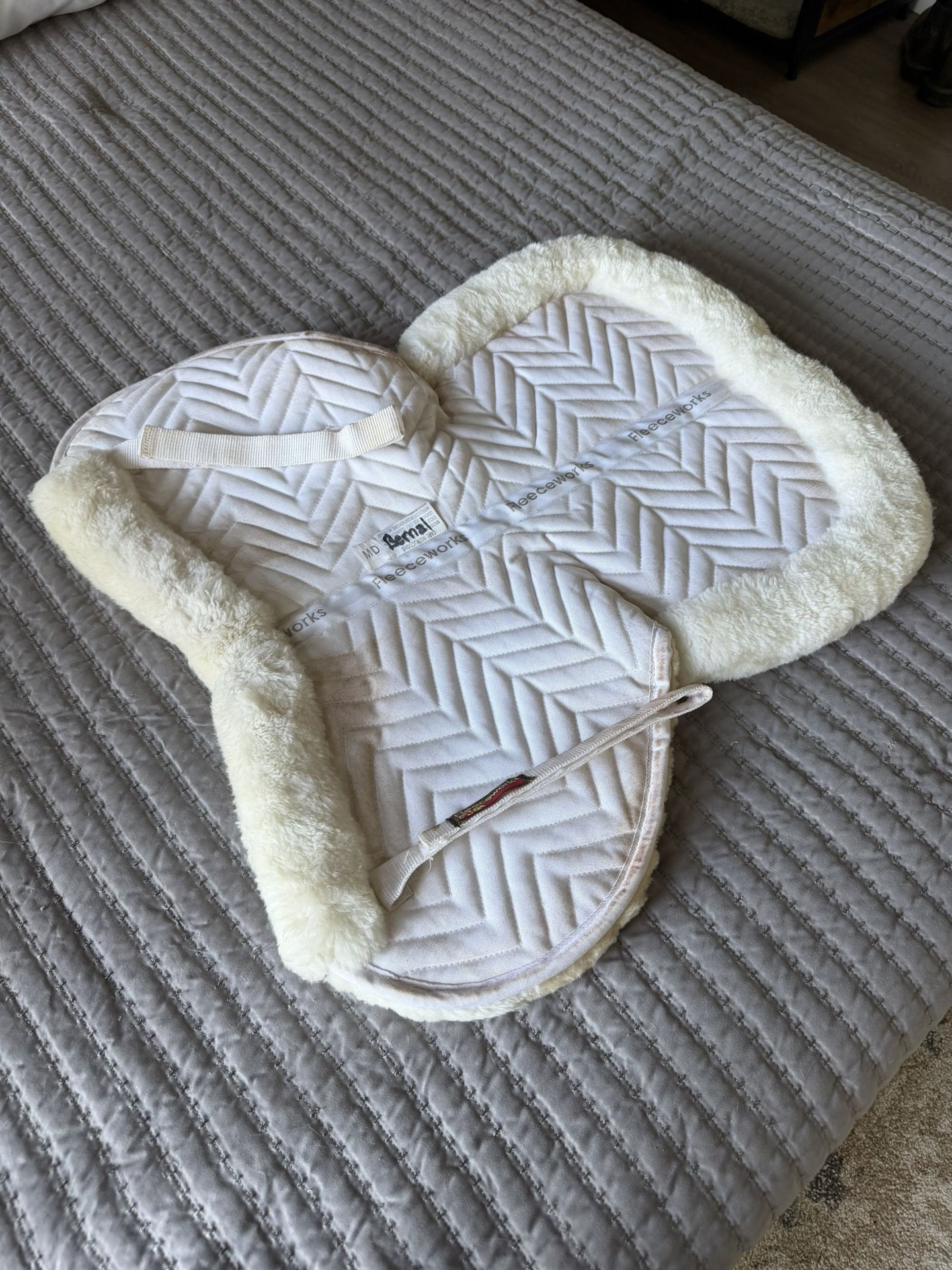 Fleeceworks Classic Rolled Edge Sheepskin Half Pad