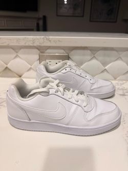 Nike Air Size 8 1/2 In Like New Condition