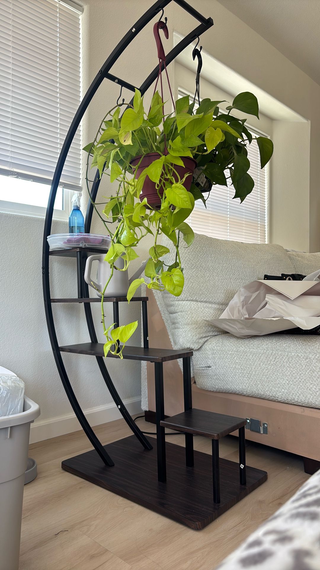 Plant Holder 