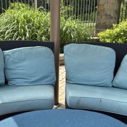 2 Patio Chairs 