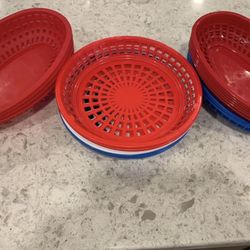 Red White & Blue Plastic plate Holders & Boats Set - Simi